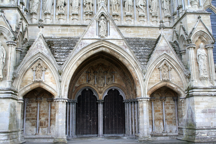 Salisbury-Cathedral-2-lily-mae-martin
